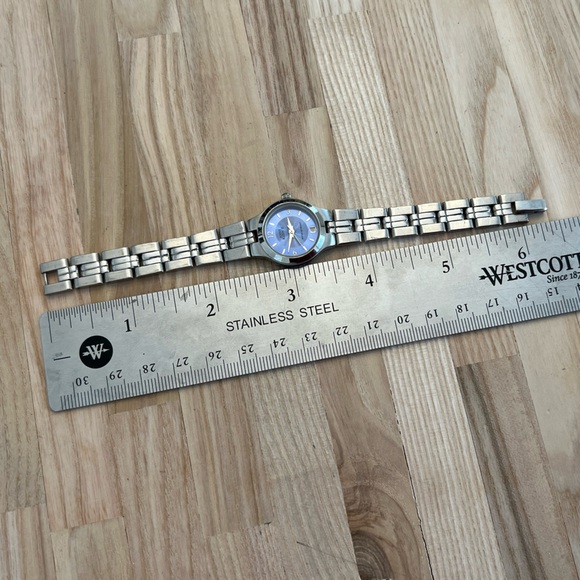 Anne Klein Ladies Watch Blue Dial Stainless Water Resistant 100 - Picture 10 of 10